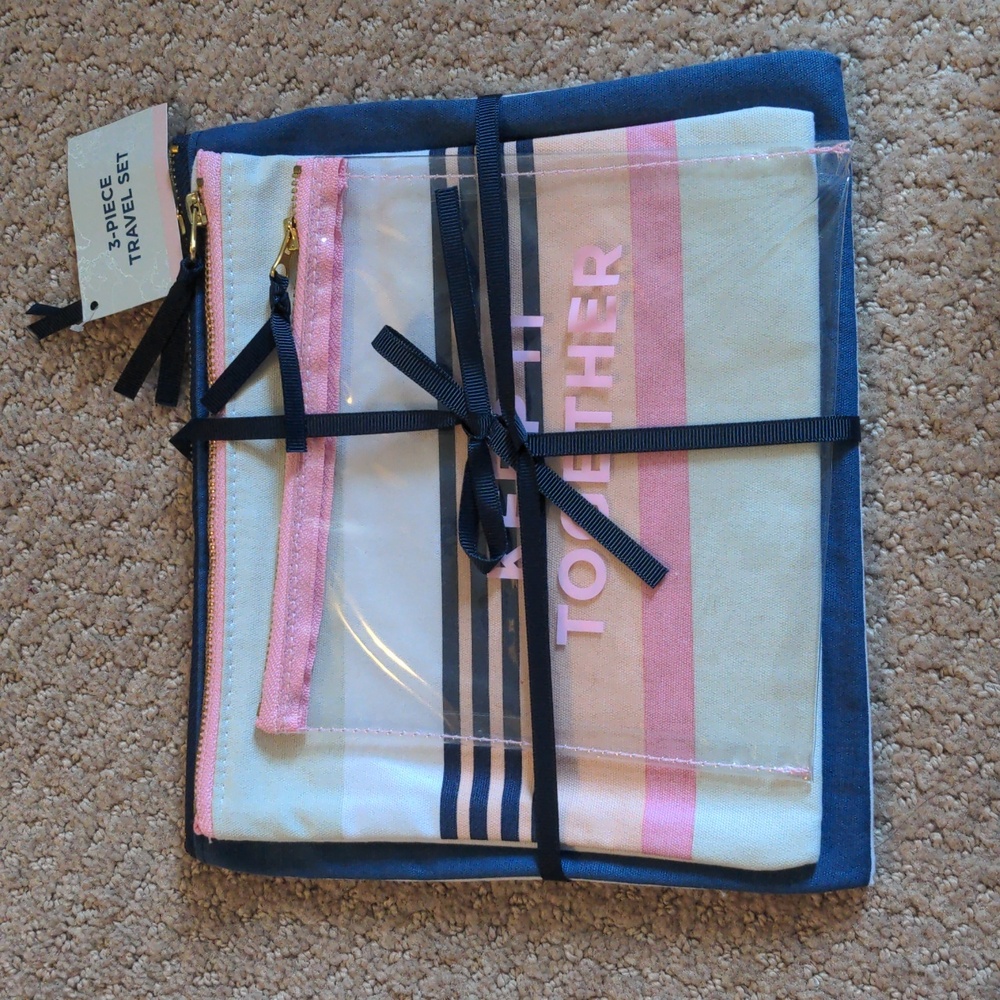 3 Piece Travel Makeup Bags NWT